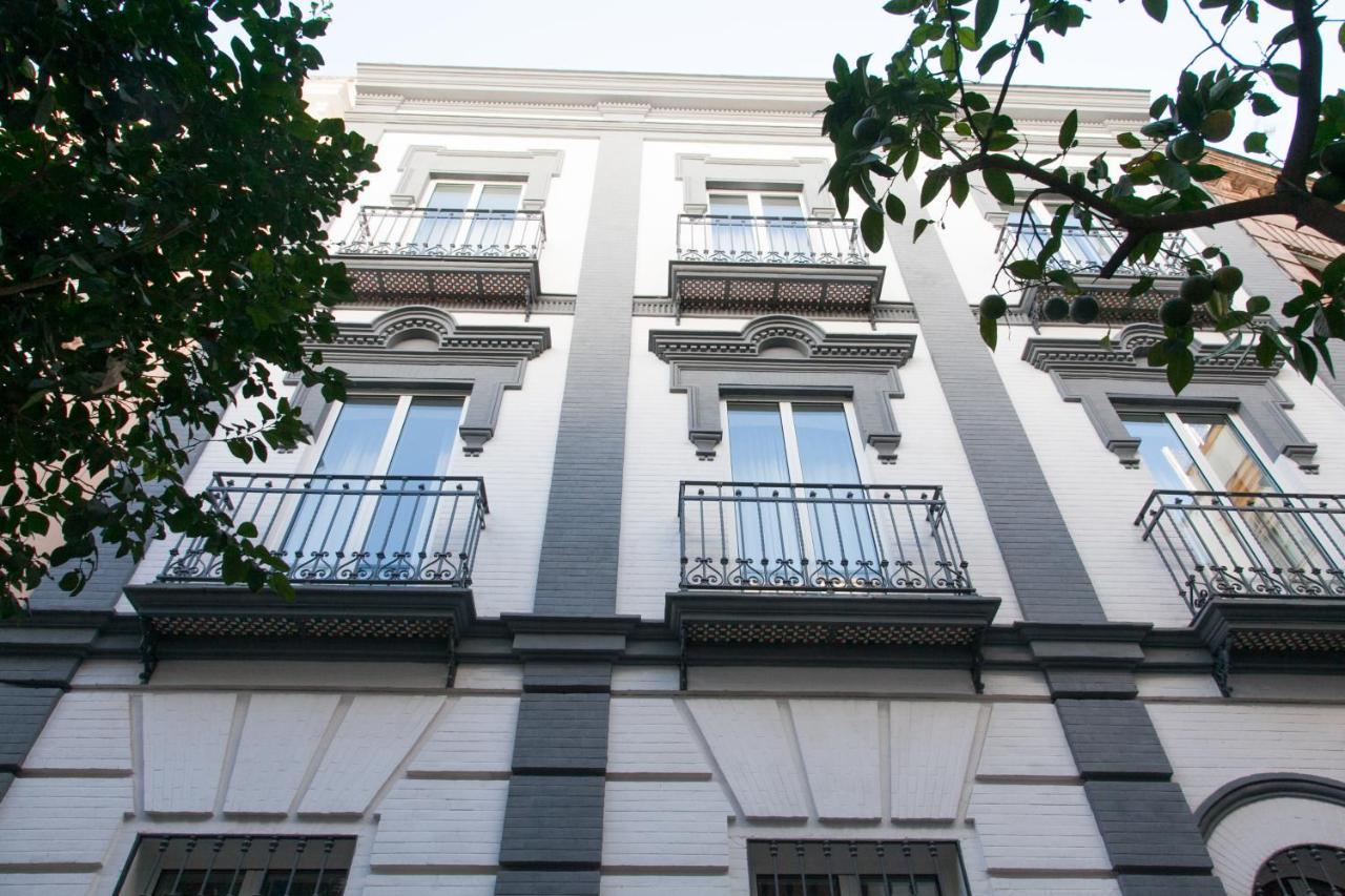 Isg Apartments Cedaceros 12 Sevilha Exterior foto